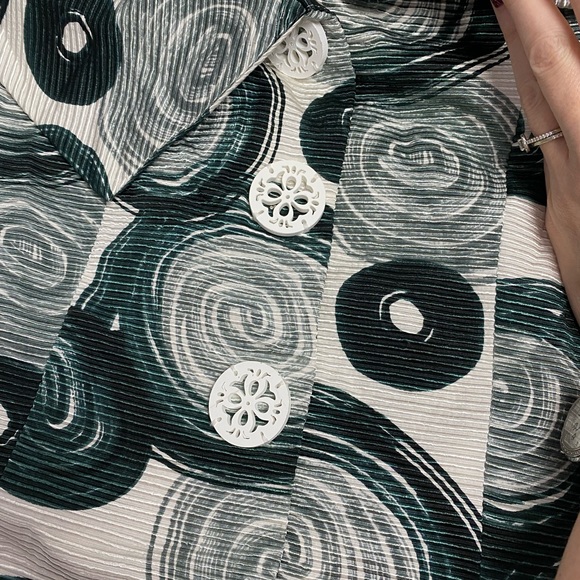 MaxMara Graphic Printed Trench Coat | 40 - Picture 9 of 11